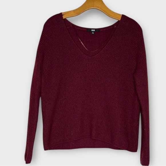 Uniqlo Wool Cashmere Blend Sweater Burgundy Size Medium Oversized Slouchy - Picture 1 of 5